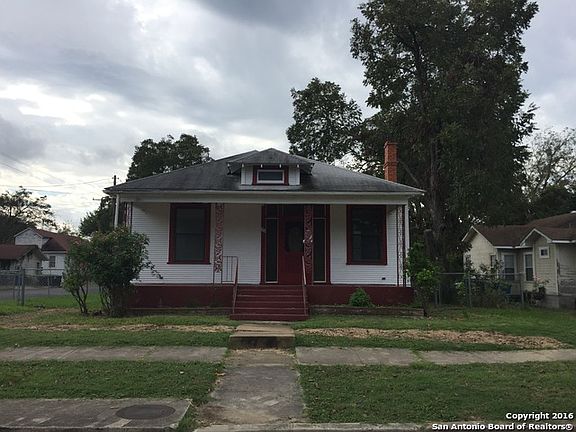 2nd image of 170 Arlington Ct