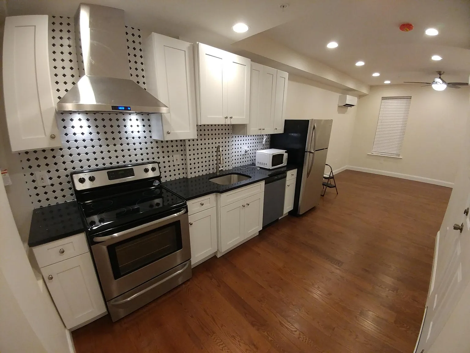 520 N 15th St #2 photo 1
