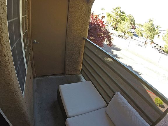 2nd image of 2130 Sealion Dr Unit 204