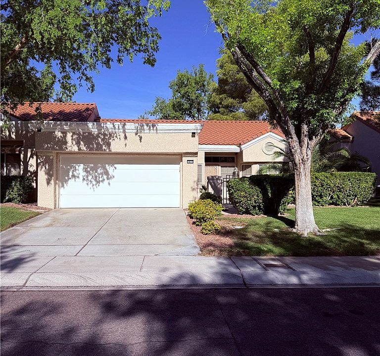 1st image of 2829 Linkview Dr