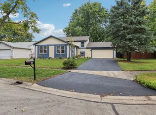 165 Tilden Ln, Bolingbrook, IL 60440