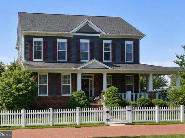 748 Potomac View Pkwy, Brunswick, MD 21716