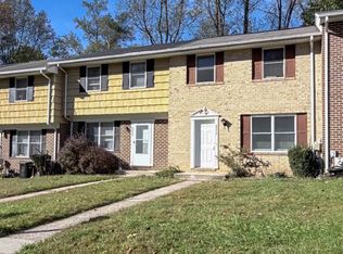9242 Wood Creek Ct, Parkville, MD 21234