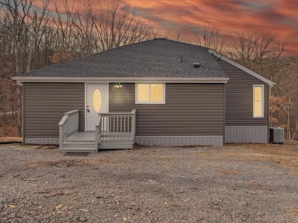 23 Ottawa Trl, Hedgesville, WV 25427