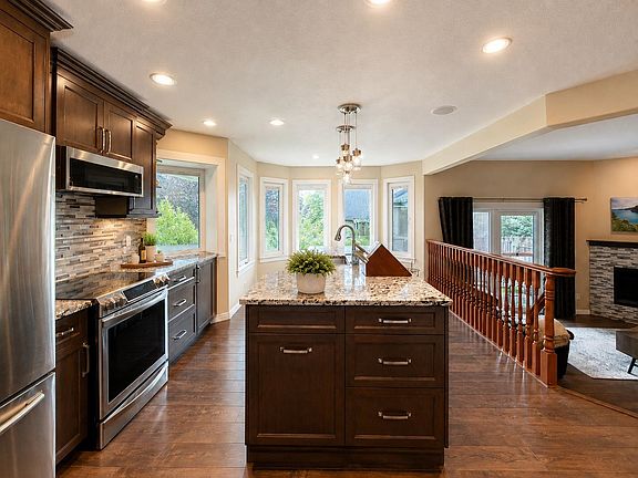 5th image of 3017 Glendale Pl