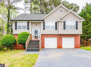 7617 Lakemoor Dr, Riverdale, GA 30296