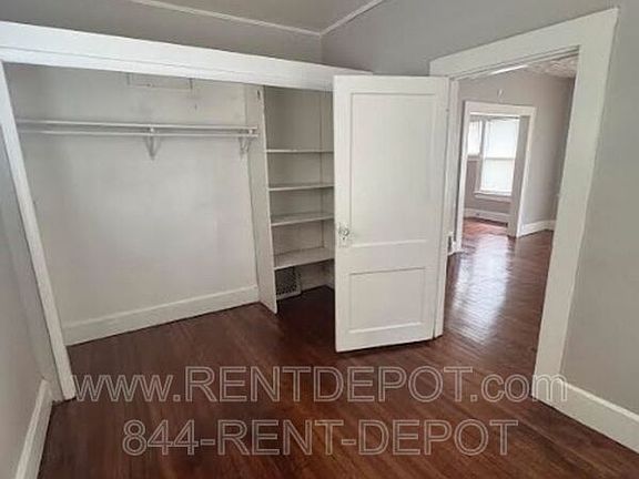 5th image of 621 Covert Ave