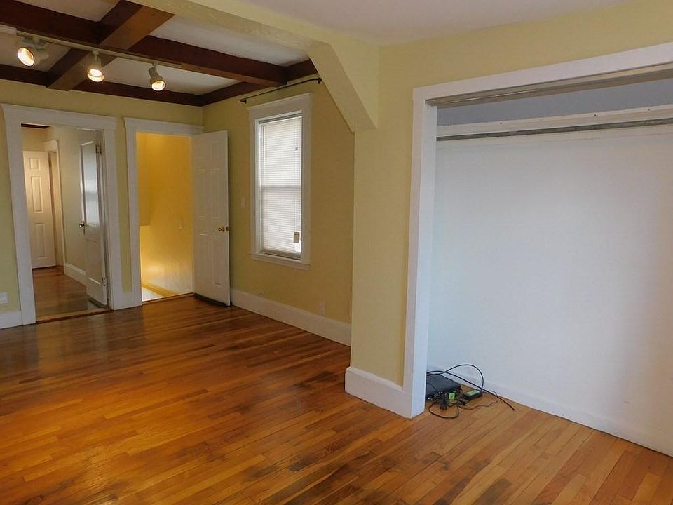 1st image of 390A Granite St #2