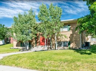 1985 Bonneview Dr, Bountiful, UT 84010