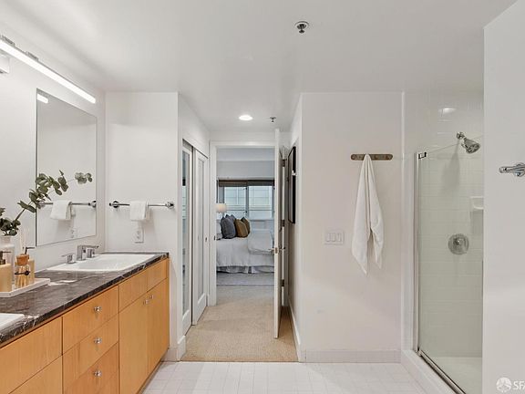 4th image of 1388 Gough St APT 407