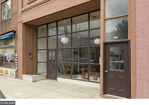 3rd image of 215 N Sibley Ave