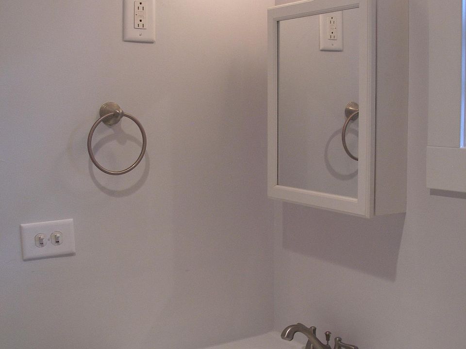 68388 3rd St, Edwardsburg, MI 49112 Zillow