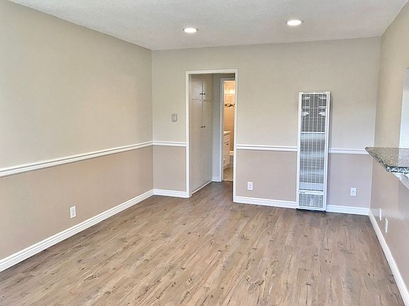 2nd image of 7323 Comstock Ave APT 06