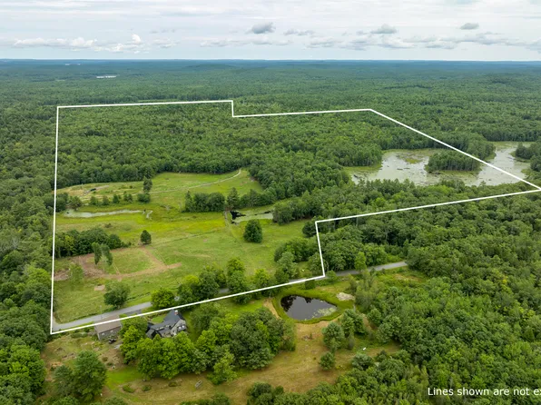 11-15 295 Heath Road, Whitefield, ME 04353