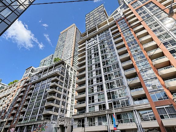 2nd image of 250 Wellington St W #1532