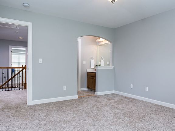 3rd Bedroom with Vanity