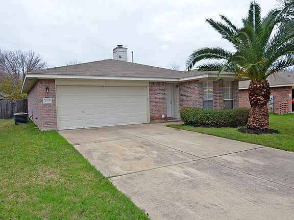 2nd image of 2413 Wisteria Way