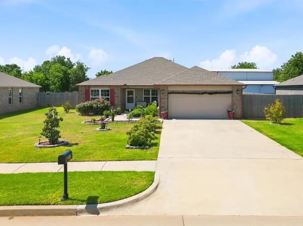 1728 W Antler Way, Mustang, OK 73064