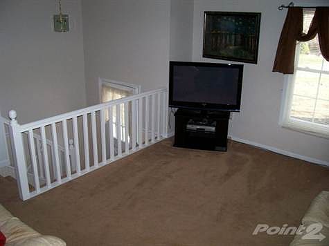3rd image of 295 N Gate St