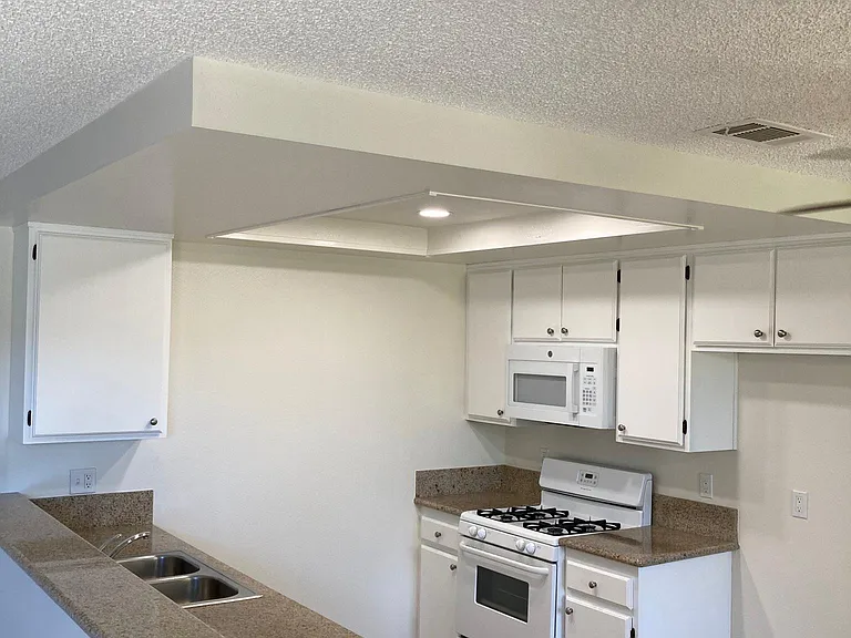 790 Juanita Ave #A — Photo 10