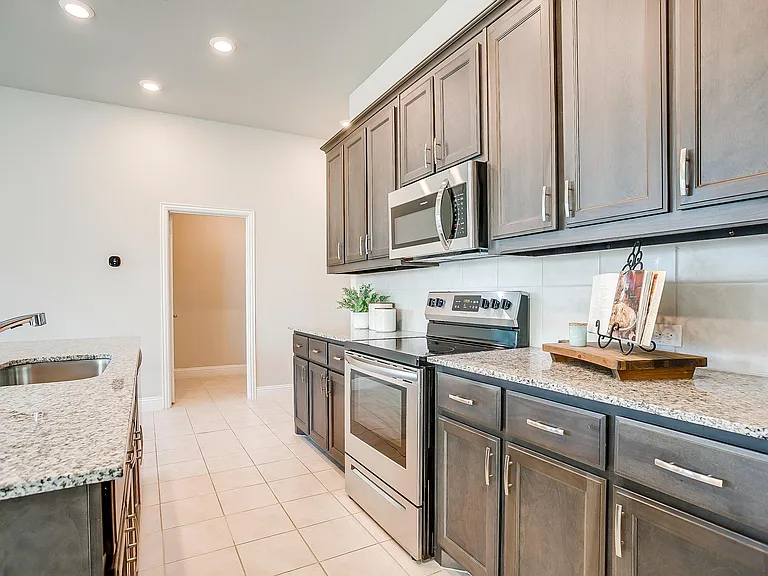 1448 Eagle Nest Dr — Photo 5