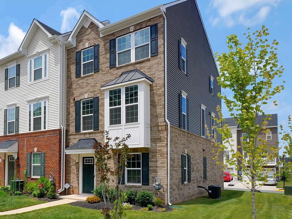 1st image of 11323 Willow Green Cir