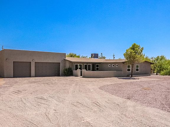 2nd image of 151 W Meadowbrook Dr