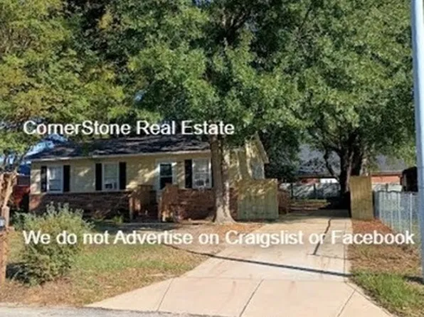 2105 Coinjock Cir, Fayetteville, NC 28304