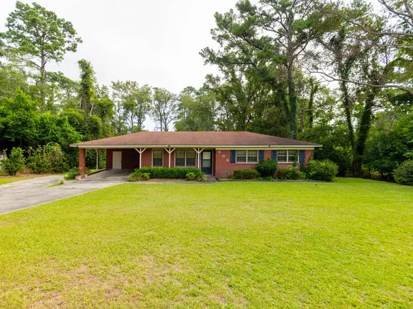 609 Parker Mathis Dr, Valdosta, GA 31601