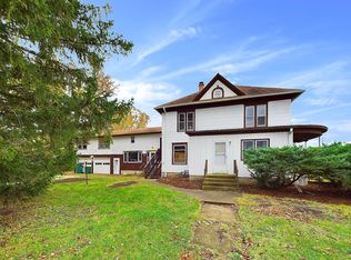 401 Van Buren St, Malta, IL 60150