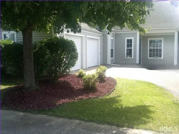92247 Norris Dr, Hobart, IN 46342