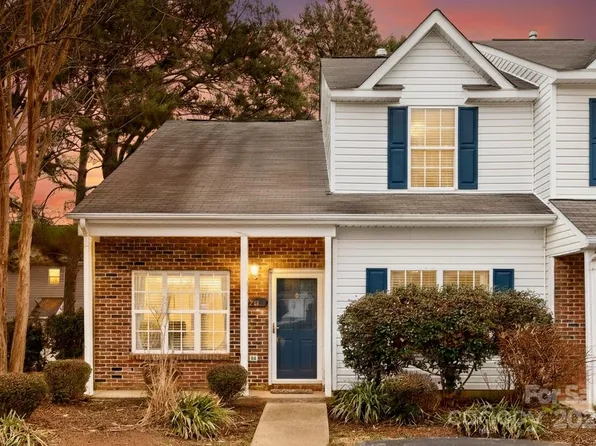 211 Butler Pl, Fort Mill, SC 29715