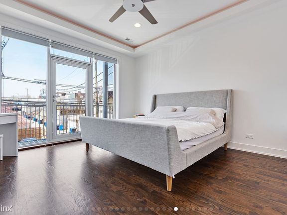 2nd image of 1866 N Damen Ave APT 4
