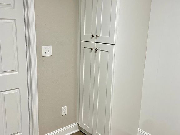 5th image of 404 SW Wall Ter #102