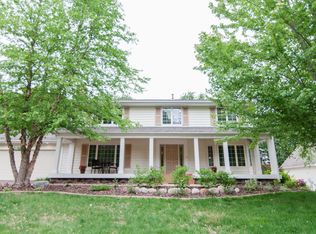 9418 Wentlock Rd, Woodbury, MN 55125