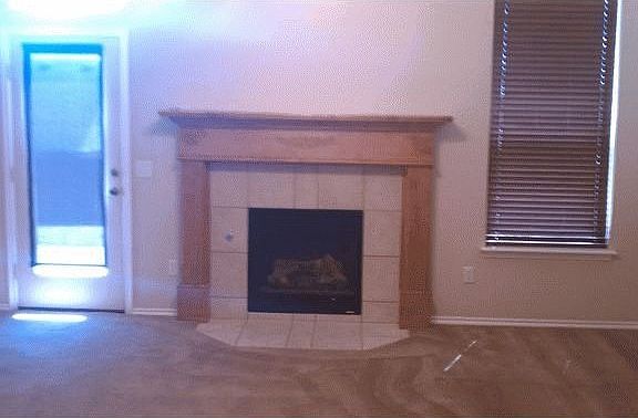 2nd image of 513 Lone Oak Dr