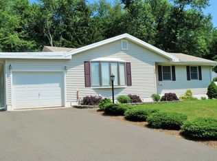 278 Jackson Rd, Enfield, CT 06082