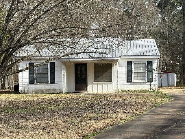 1st image of 609 Arrowhead Dr