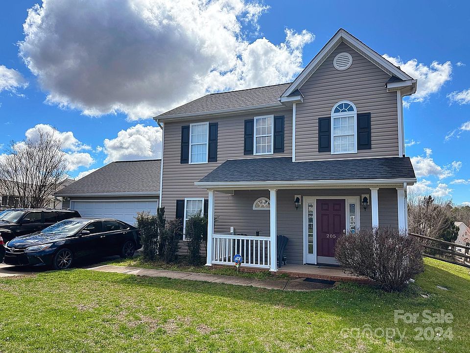 1st image of 205 Ashton Bluff Cir