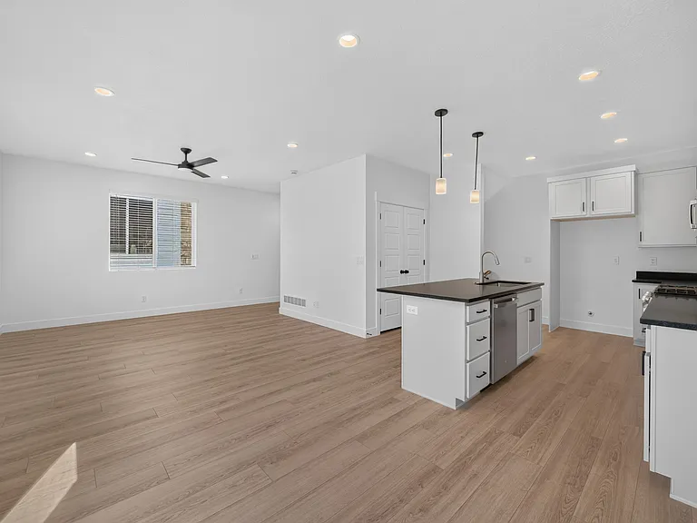 977 W Mountain Hollow Way — Photo 18
