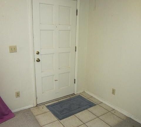 4th image of 1664 N Trevor