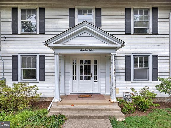 2nd image of 6818 Connecticut Ave