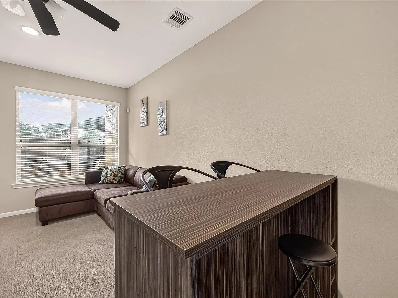 2 bed, 1.0 bath, 900 sqft, $1,650 — Photo 4