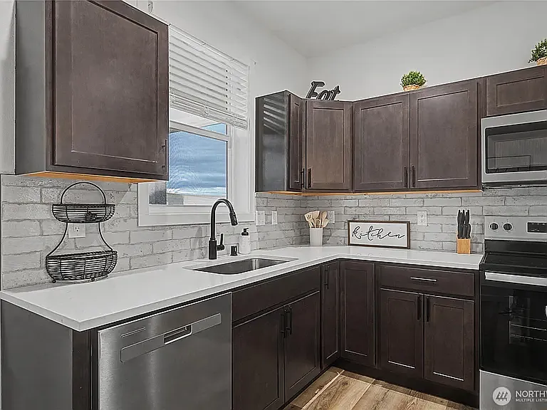 6697 Club House Dr SE — Photo 14