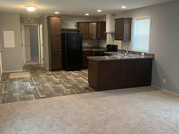 2nd image of 47 Bluebird Hill Dr #136