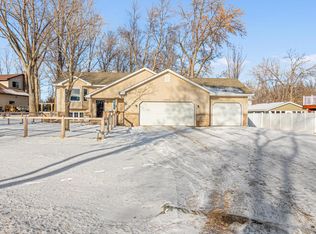 13440 295th St, Lindstrom, MN 55045