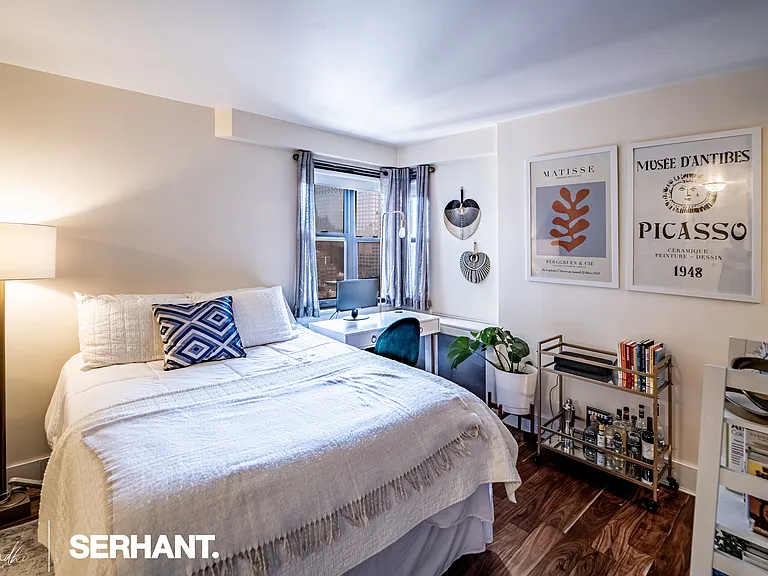 301 E 63rd St #16L — Photo 4