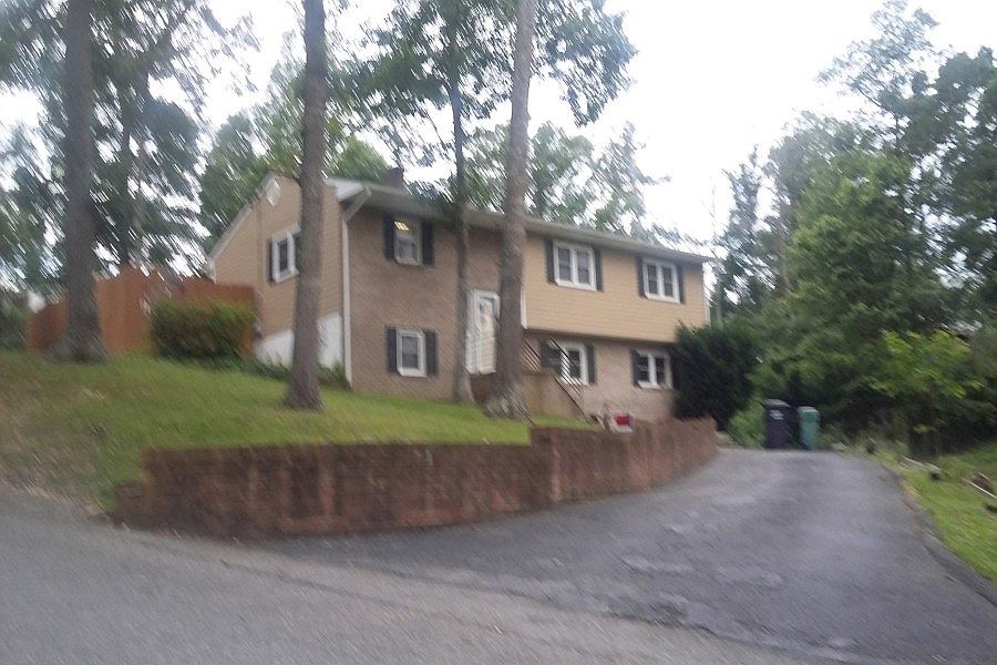1st image of 23005 Boaz St