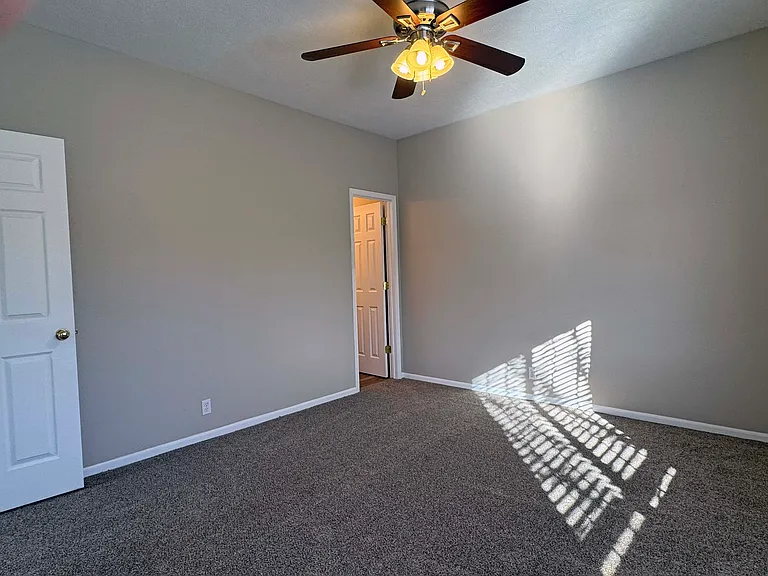5197 N 144th Ct — Photo 20