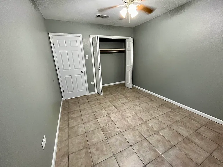 208 Monarch Dr #201A — Photo 10
